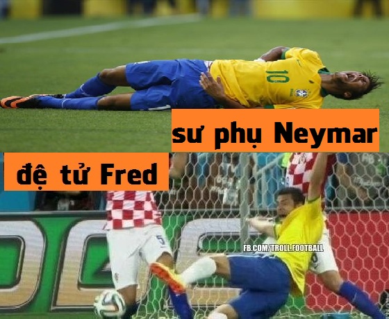 Fred ngã khéo không kém gì Neymar