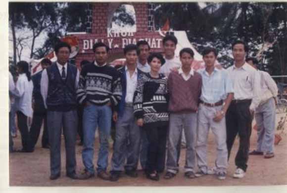 Sinh viên các trường đại học thập niên 90