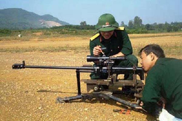 Súng bắn tỉa hạng nặng 12,7mm là sản phẩm mới nhất do công nghiệp quốc phòng Việt Nam chế tạo.