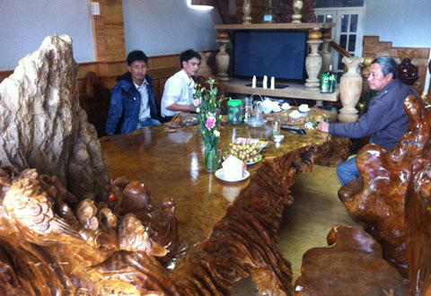 đại gia, b&aacute;u vật, x&aacute; xị, g&ugrave; hương, d&acirc;n chơi...