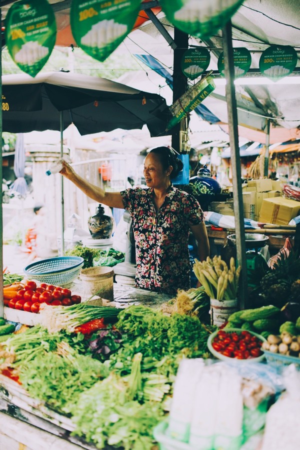 Ngắm một Hà Nội rất đẹp qua chùm ảnh ở những khu chợ nổi tiếng! 14