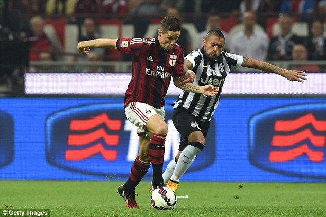 Torres đã sẵn sàng ra sân đá chính cho Milan