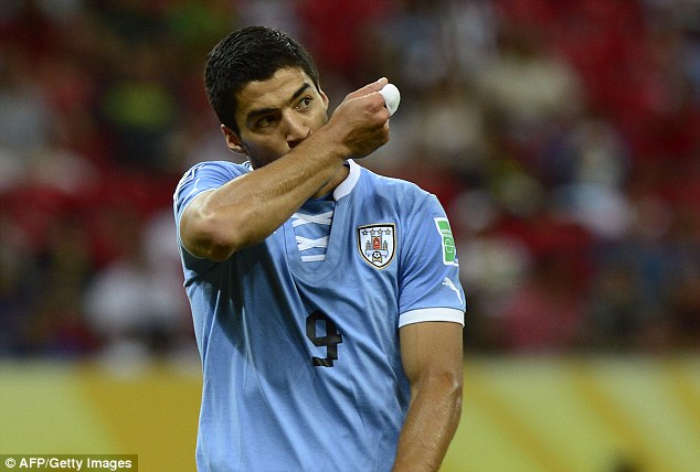 Suarez liệu có thể giúp Uruguay đi tiếp?