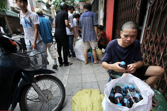 Độc nhất Hà thành Hàng chè năm bán 1 mùa ngày bán 1 giờ