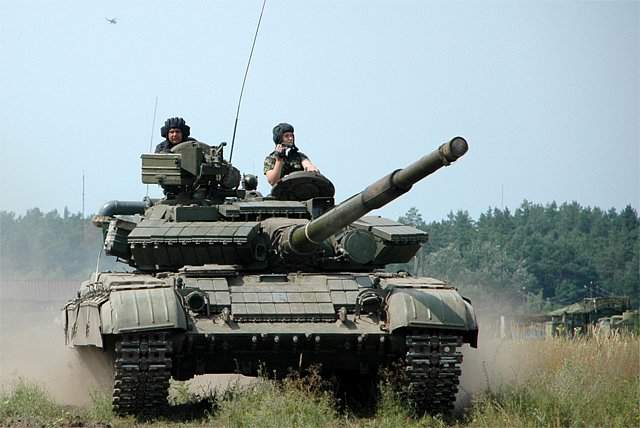 T-64 với giáp phản ứng nổ (ERA)