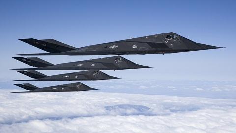 Máy bay chiến đấu tàng hình sơ khai F-117 