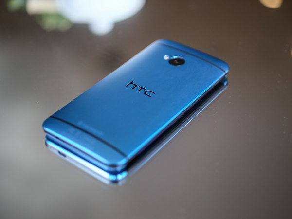 HTC One chính hãng bất ngờ giảm giá 1 triệu đồng