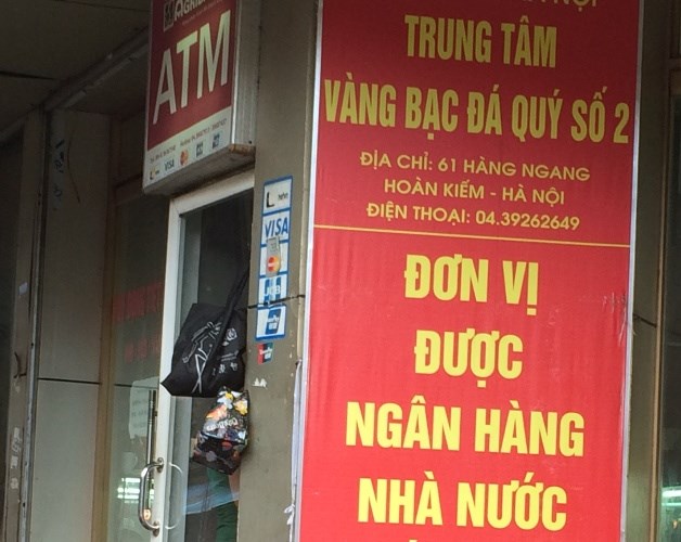 Kinh doanh, kiếm sống nhờ… ATM - Ảnh 2