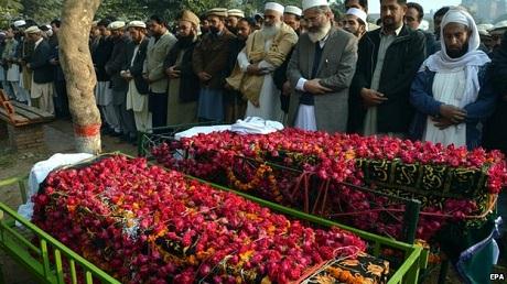 Pakistan đã để quốc tang ba ngày tới những nạn nhân của vụ thảm sát