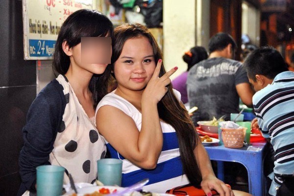 Soi ảnh con nít của các hot girl Việt đã công khai phẫu thuật thẩm mỹ 20