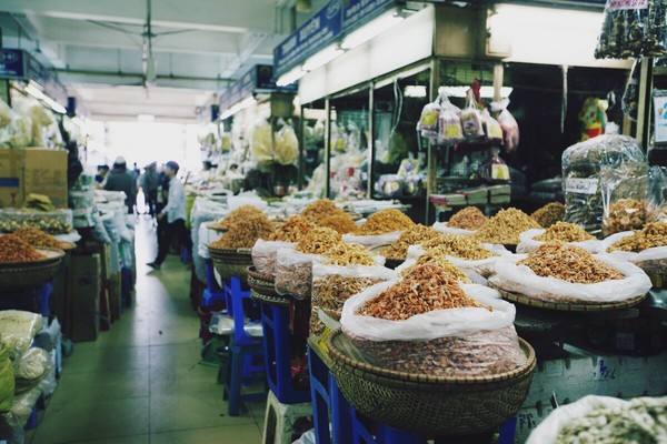 Ngắm một Hà Nội rất đẹp qua chùm ảnh ở những khu chợ nổi tiếng! 21