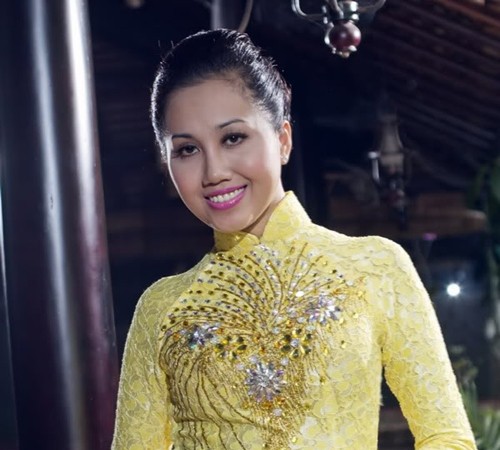 4 hoa hậu Việt phải đối diện với vành móng ngựa