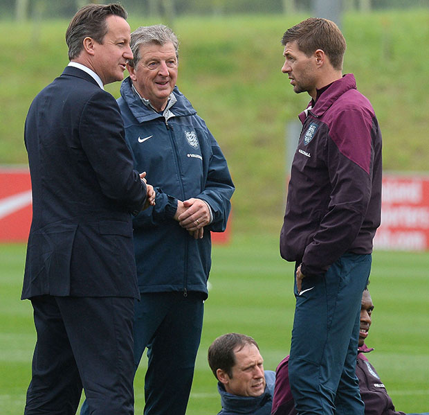 Gerrard cũng đang quan ngại lời nguyền Cameron?