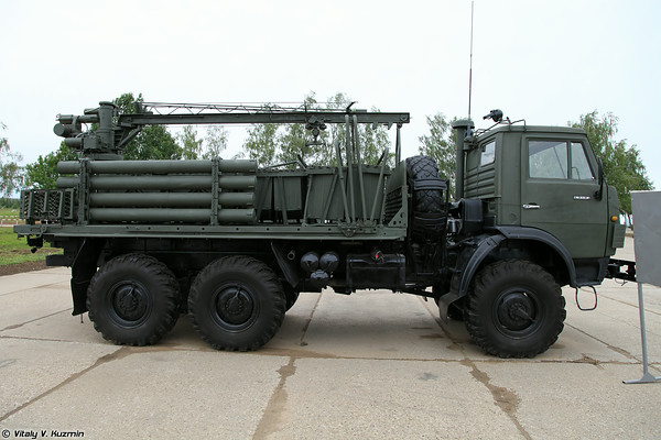 Xe tiếp đạn 2F77M cho hệ thống Tunguska-M.