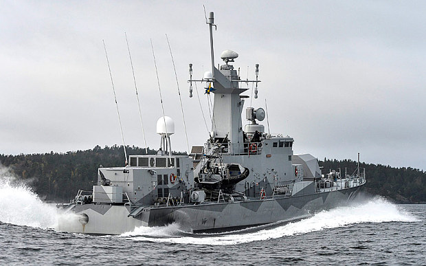Tàu HMS Stockholm tham gia truy tìm con tàu
