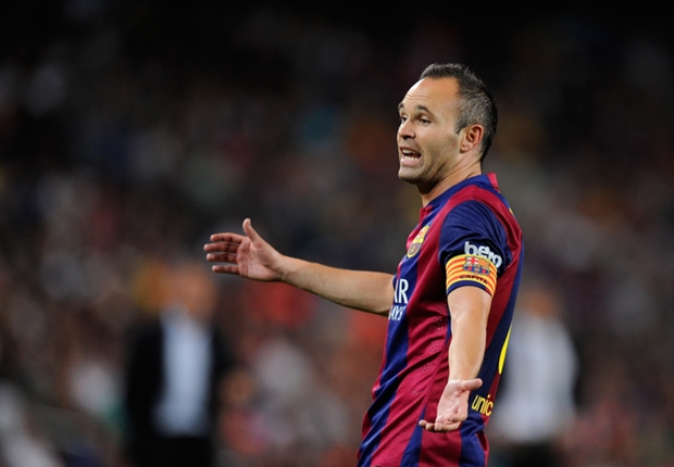 Iniesta dính chấn thương