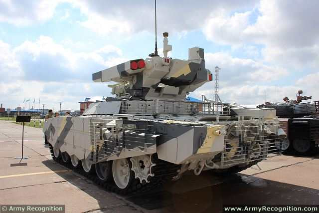 Giới thiệu BMPT-72 tại triển lãm KADEX, Nga đang hy vọng có thêm các hợp đồng cung cấp phương tiện chiến đấu tối tân nhất của Kazakhstan - quốc gia đã mua lượng lượng BMPT và các nước CIS khác. 