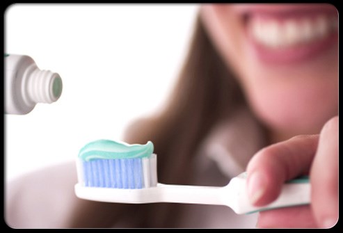 Sự thật kinh hoàng về bàn chải đánh răng 