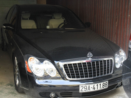 Siêu xe Mayback 57S trị giá trên 30 tỉ đồng của ông trùm Minh Sâm