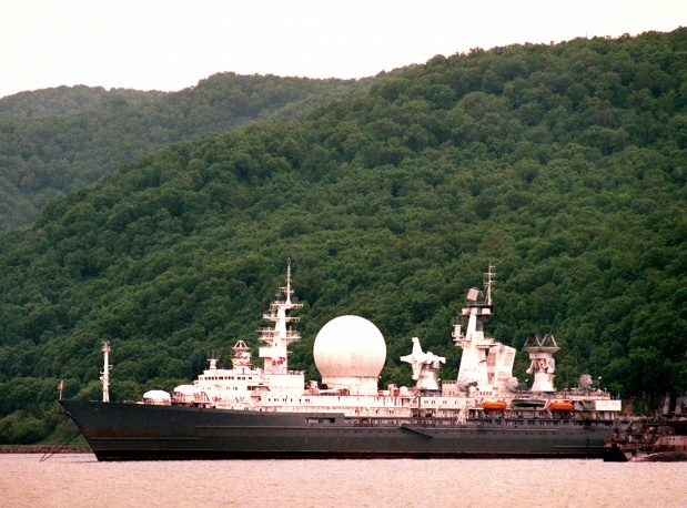 Tàu Marshal Krylov, đây là con tàu chuyên theo dõi các vụ phóng tên lửa duy nhất thuộc lớp này của Hải quân Nga. Tàu được trang bị các ra đa và hệ thống điện tử giúp hỗ trợ phóng và theo dõi đường bay của tên lửa đạn đạo.