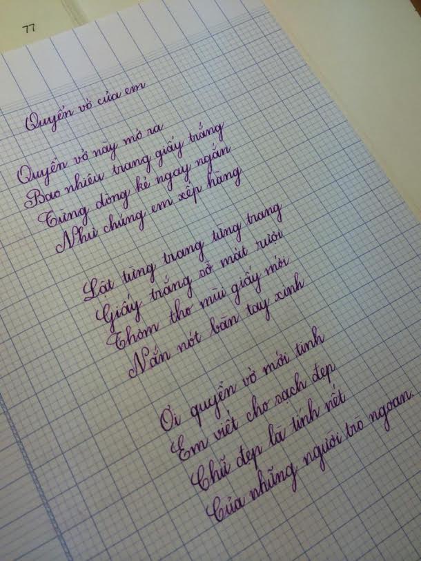 Nét chữ đẹp như in của cô gái duyên dáng nhất Hà Thành 2012