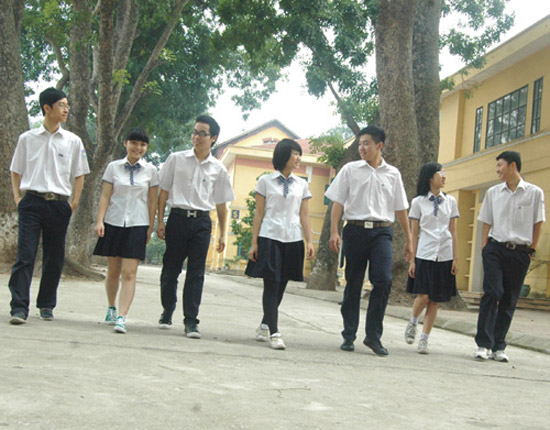 Những đồng phục hiện đại tiền triệu của teen Hà Nội