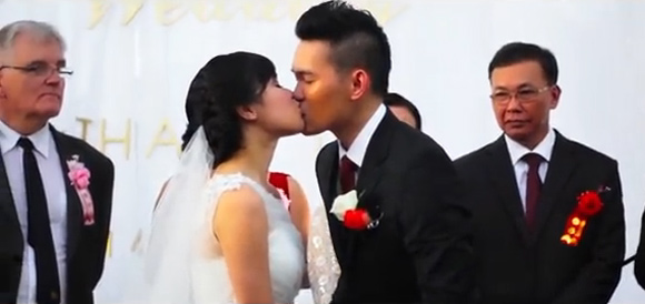 Rung rinh với clip cưới lãng mạn của cặp đôi Việt