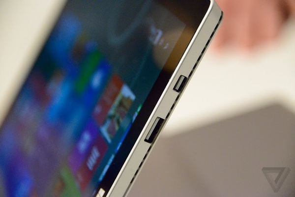 Thế hệ Surface Pro thứ 3 sẽ thay thế cho cả chiếc laptop ThinkPad và chiếc iPad Air của bạn.