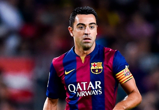 Xavi đang trở thành &quot;người thừa&quot; ở Barca?