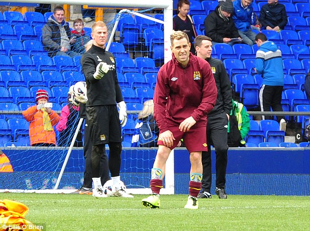 Simon Brodkin giả dạng để vào tập cùng Man City hồi năm 2013