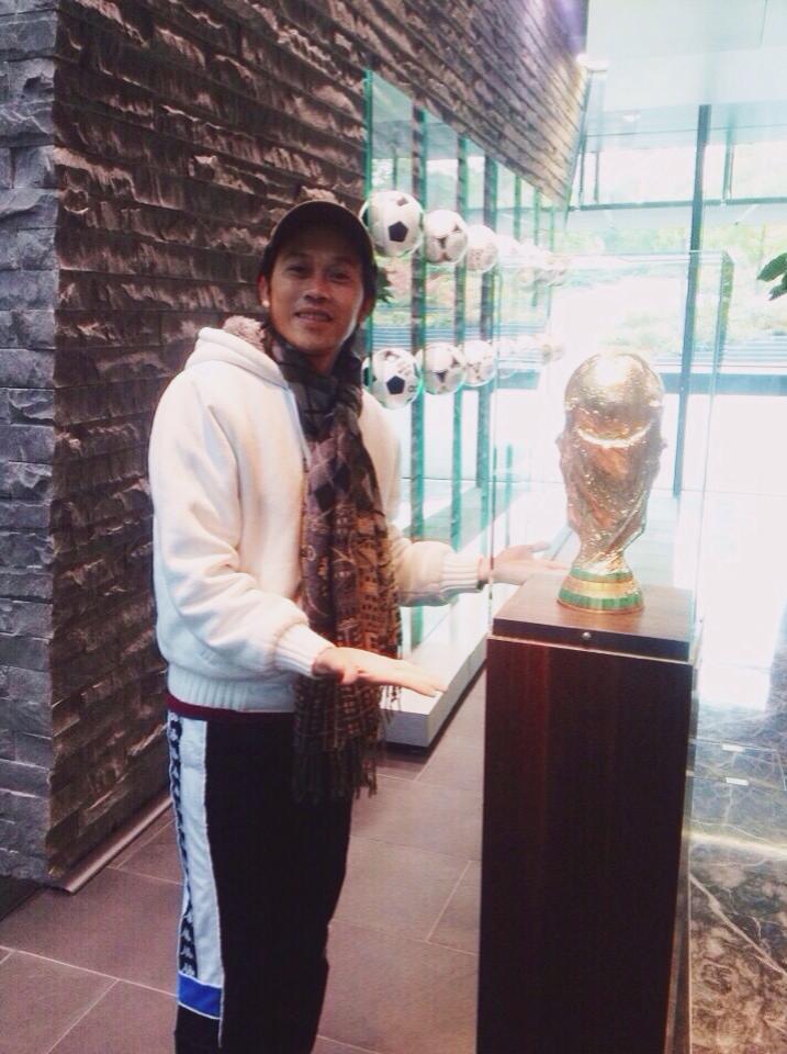 Hoài Linh rất tâm huyết với bóng đá. Những ngày qua nghệ sĩ này liên tục chia sẻ hình ảnh của mình và World Cup