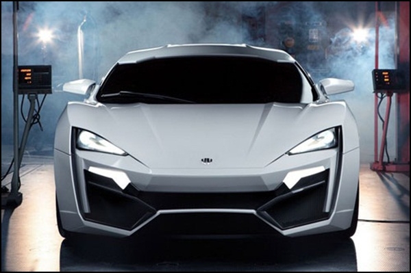 W Motors Lykan Hypersport có thể đạt tốc độ tối đa 390 km/h.