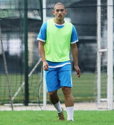 Johnny Nguyễn chẳng thể cạnh tranh ở V-League