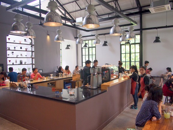 Travelfair xếp hạng 13 quán cà phê tốt nhất khi đến thăm Sài Gòn 7