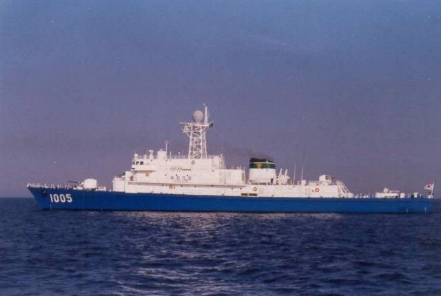 Tàu tuần tra lớp sông Hàn số hiệu 1005, gia nhập biên chế năm 1985