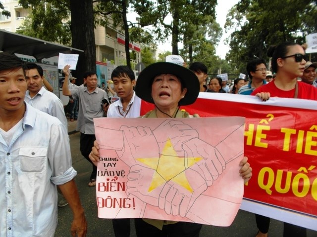 Chung tay bảo vệ Biển Đông (Nguồn: Lao động)