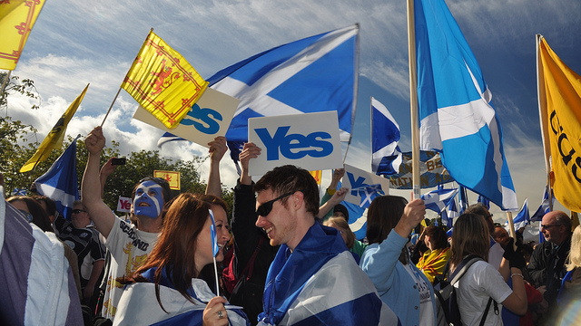 Người dân Scotland sẽ bỏ phiếu YES nếu ủng hộ việc Scotland tách khỏi Vương quốc Anh.