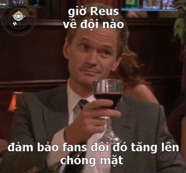 Ai thích Reus giơ tay