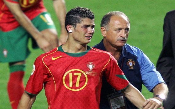 Ronaldo đã nhiều lần khóc ở Lisbon