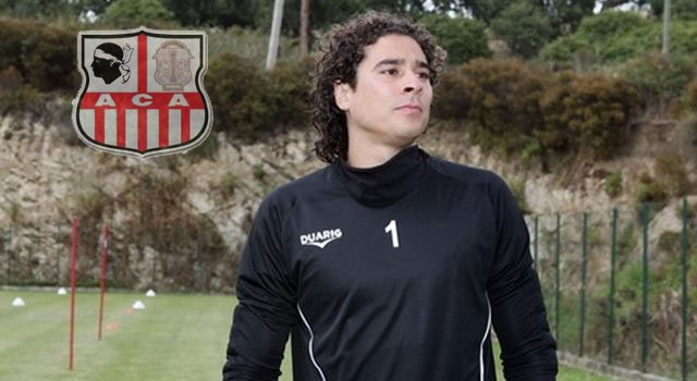 Ochoa bị Ajaccio đẩy đi không thương tiếc