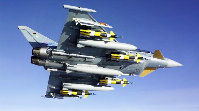 Chiến đấu cơ Eurofighter Typhoon của châu Âu.