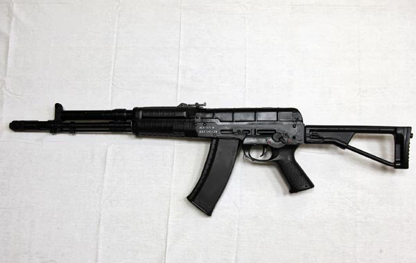 Súng trường tiến công AEK-971 là một đối thủ đáng gờm với AK-12.