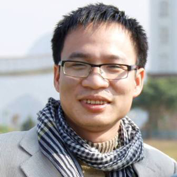 Chuyên gia truyền thông Phạm Nguyễn Toan: “Mercedes Vietnam đã có những ứng xử sai lầm.