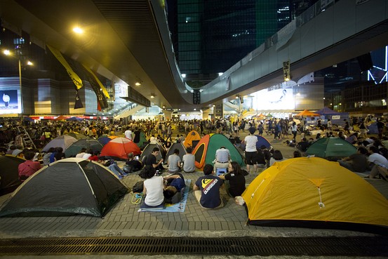 Hàng ngàn người Hồng Kông đã quay lại biểu tình