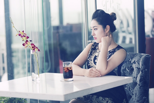 Cuối năm 2013, Bảo Trâm idol đã trình làng single đầu tiên của mình với tên gọi “The first step” cùng MV “Chỉ còn những mùa nhớ”.