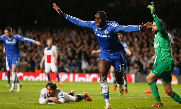 Năm ngoái Chelsea đã hạ PSG bằng pha lập công của Demba Ba.