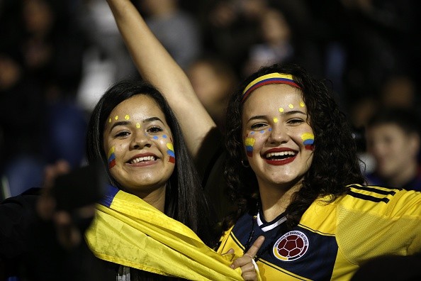 Các CĐV Colombia phát cuồng vì James Rodriguez