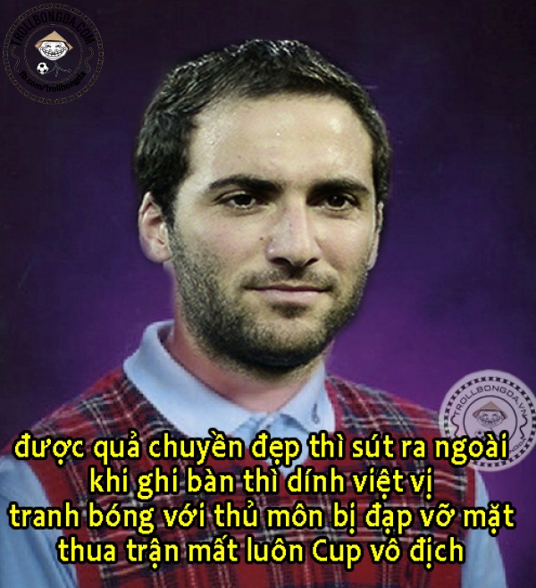 Higuain rất nhọ