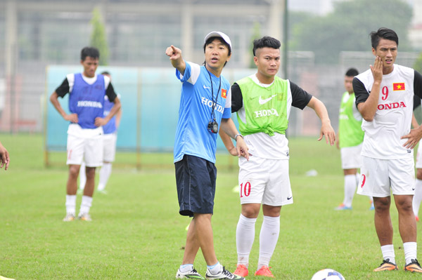 HLV Miura đang cùng U23 Việt Nam gây ấn tượng ở ASIAD 17