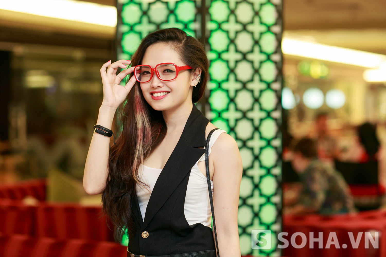 Cô từng được xếp vào Top 5 MC xinh đẹp nhất của truyền hình Việt Nam